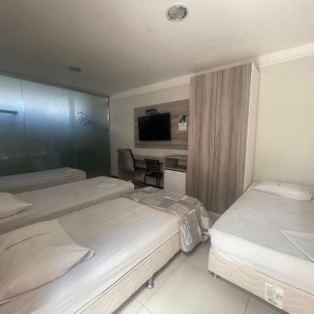 Mustang Hotel Салгейру Экстерьер фото